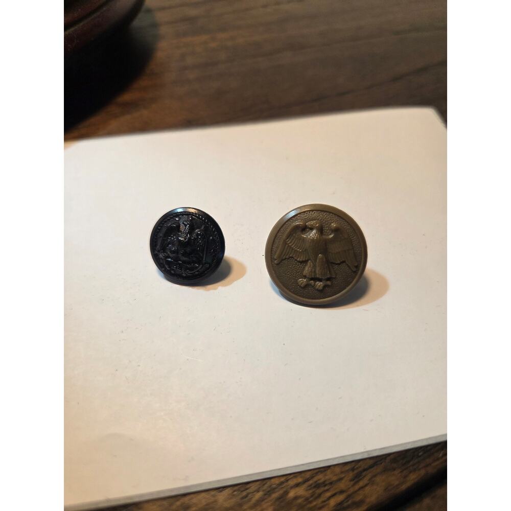 (2) Vintage 1940s WWII Resin Great Seal Eagle Buttons – Civilian Uniform Style